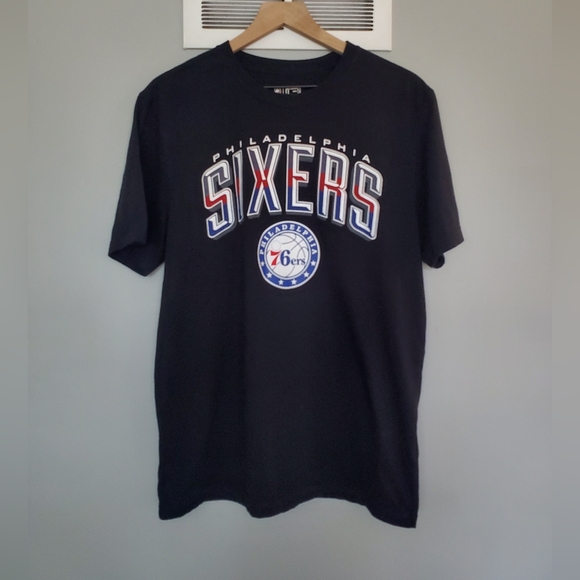 NBA 76ers Basketball Tee Shirt Sz Large Black Mens - Picture 1 of 5